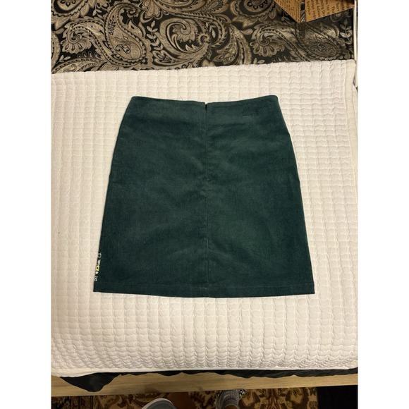 Simplee Sz M Dark Green Corduroy Floral Embroidered Mini Skirt Bohemian Artsy - Picture 5 of 8